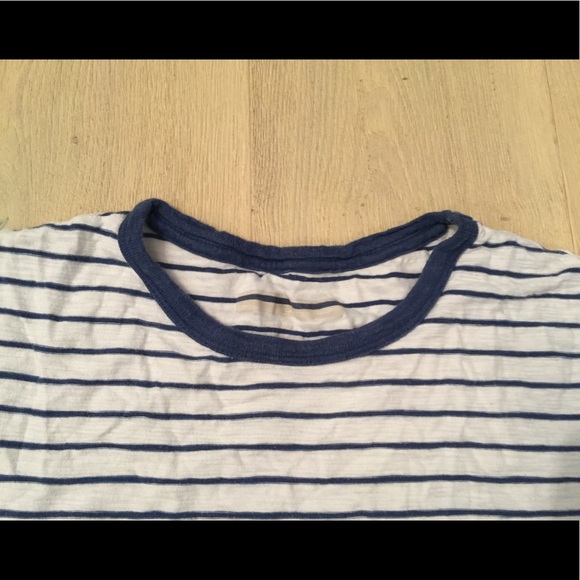 Blue & white Striped Tee shirt - Picture 3 of 3